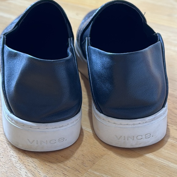 Vince 8.5 snake skin pattern slip on leather sneakers - Picture 3 of 5